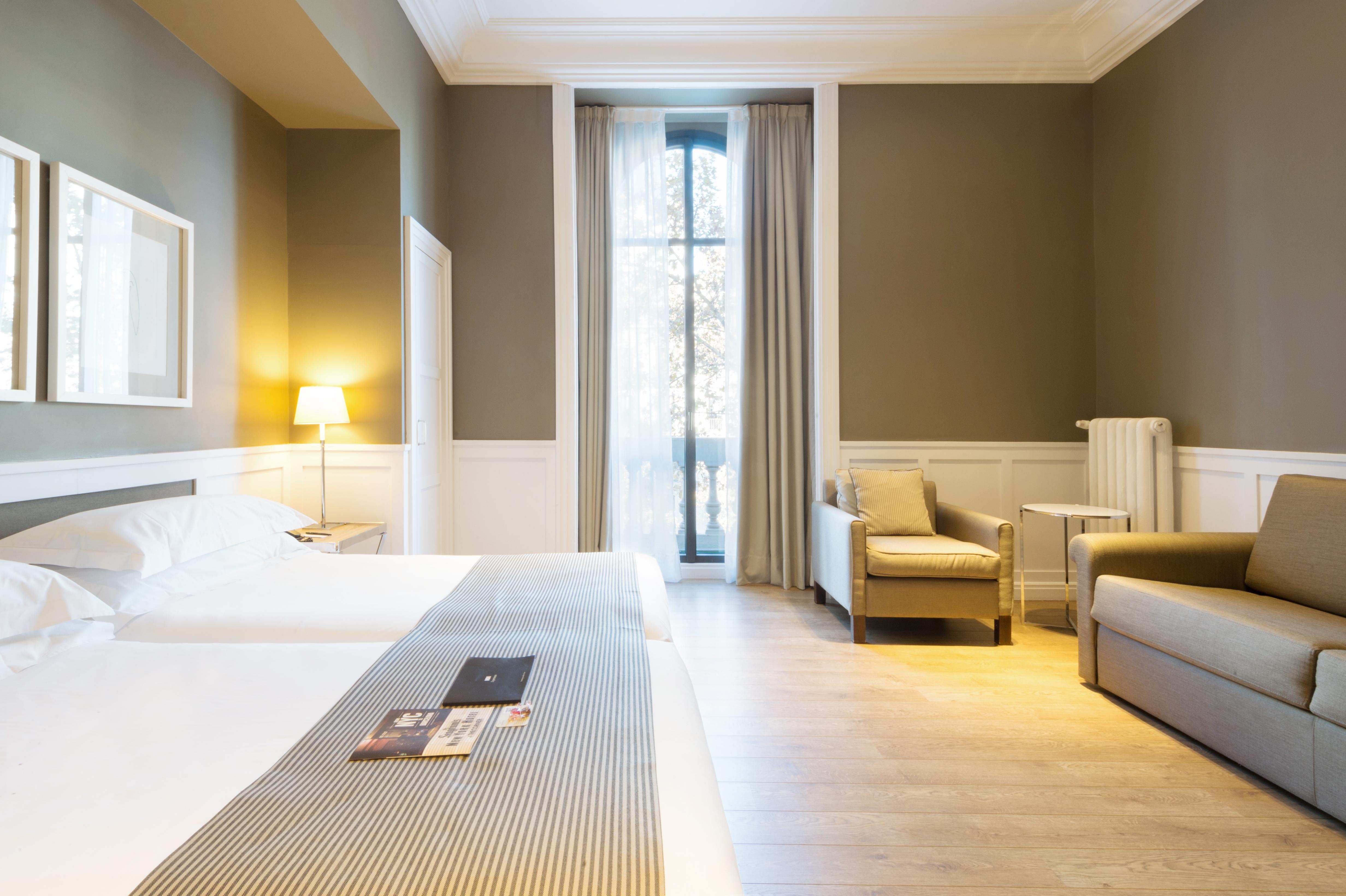 Hotel Granvia Barcellona Esterno foto